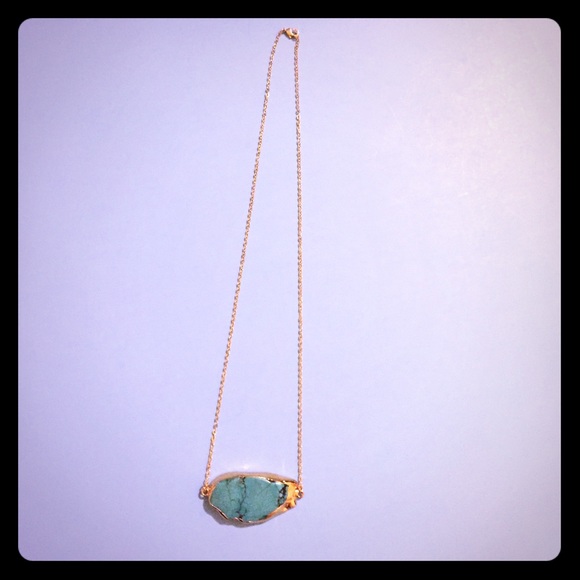🆕BOHO TURQUOISE COLOR HOWLITE SLICE PENDANT - Picture 2 of 6
